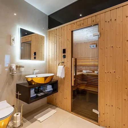 Amazing In With Sauna