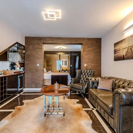 Amazing In With Sauna Apartament