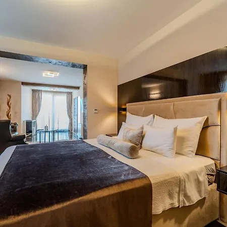 Amazing In With Sauna Apartament *
