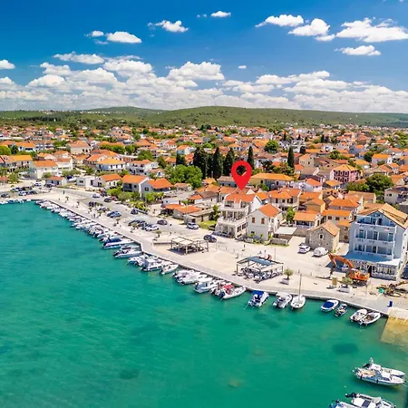 Amazing In With Sauna Sukošan