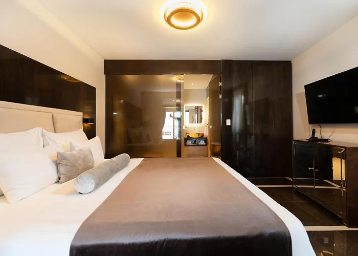 Amazing In With Sauna Sukosan